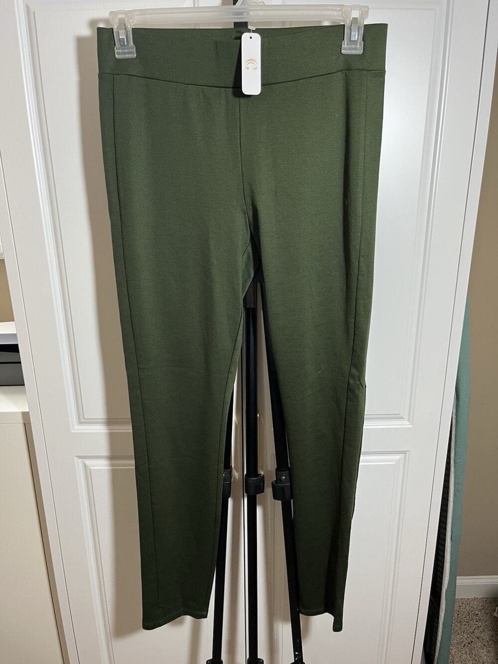 C Brand New With Tags Olive Green Pull On Pants Full Length Size Large